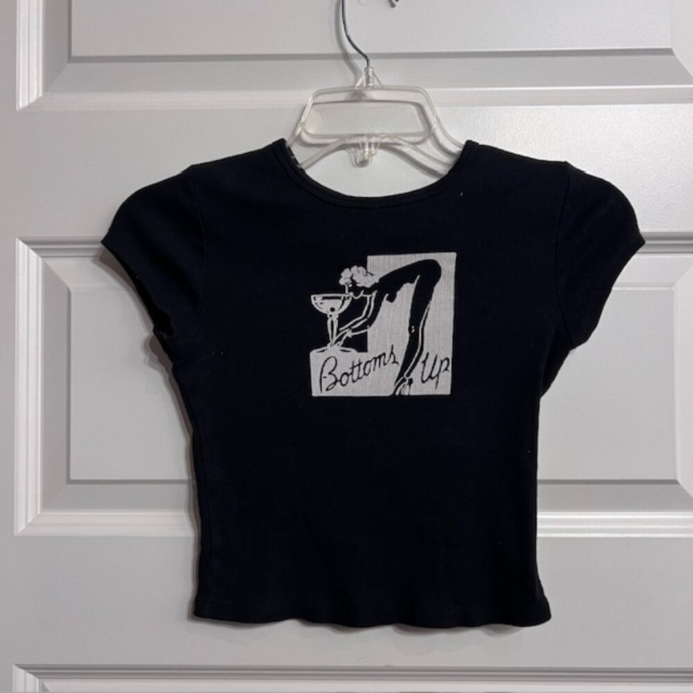 Reformation Black Bottoms Up Graphic Tee XS Y2K Cropped Fitted Top - Picture 2 of 4